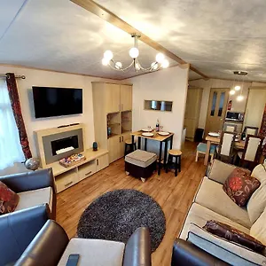 Camping Mobilhomes 6 Et 8 Personnes Aven Kerlann Draps Fournis, Pont-Aven